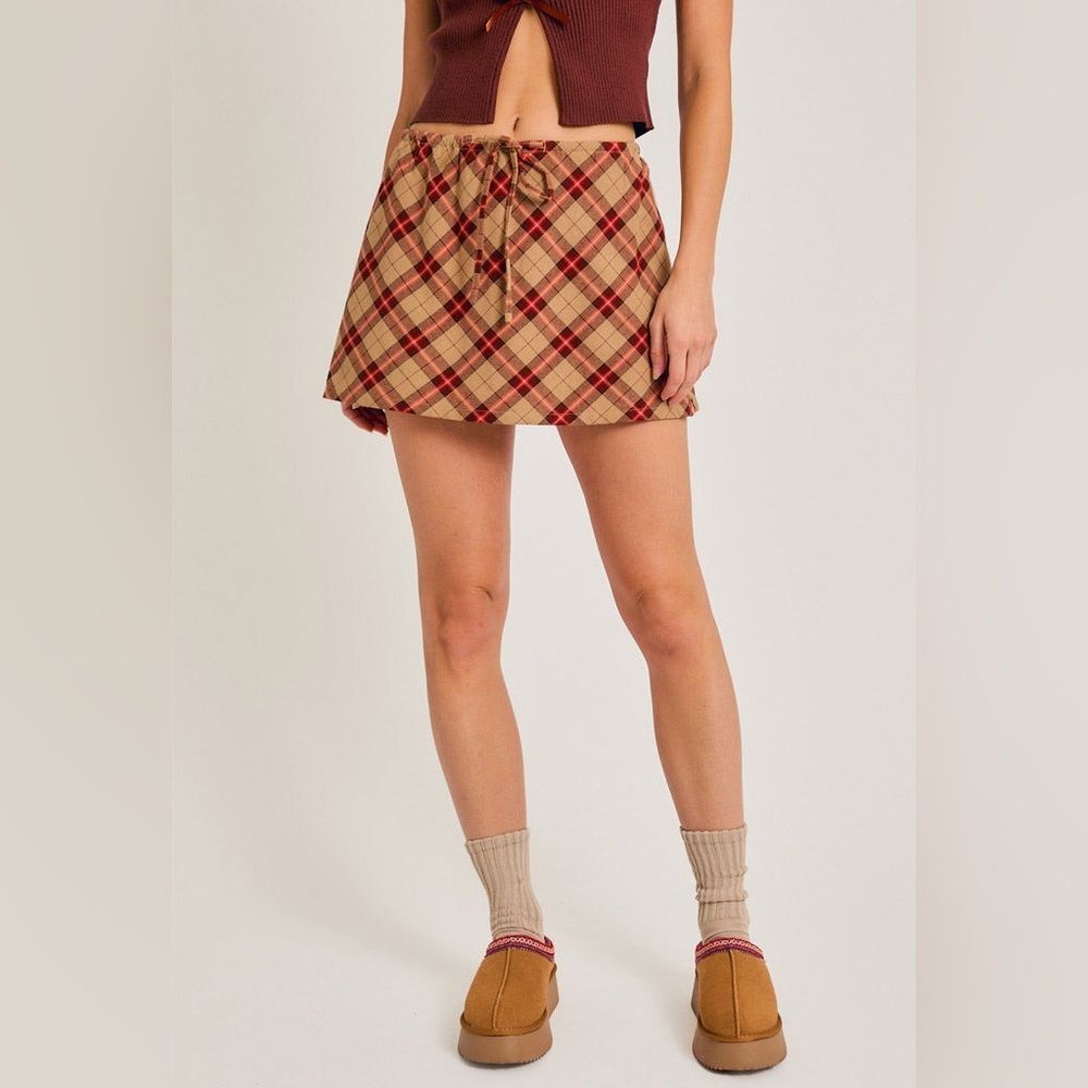 NWT Le Lis Teddy Bear Plaid Skirt Size Small